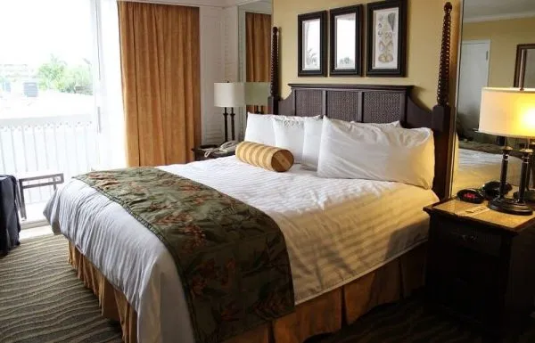 מלונות זולים בברלין – להינות ולחסוך :)