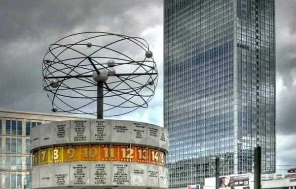 חופשה יוקרתית לישראלים: Leonardo Royal Hotel Berlin Alexanderplatz